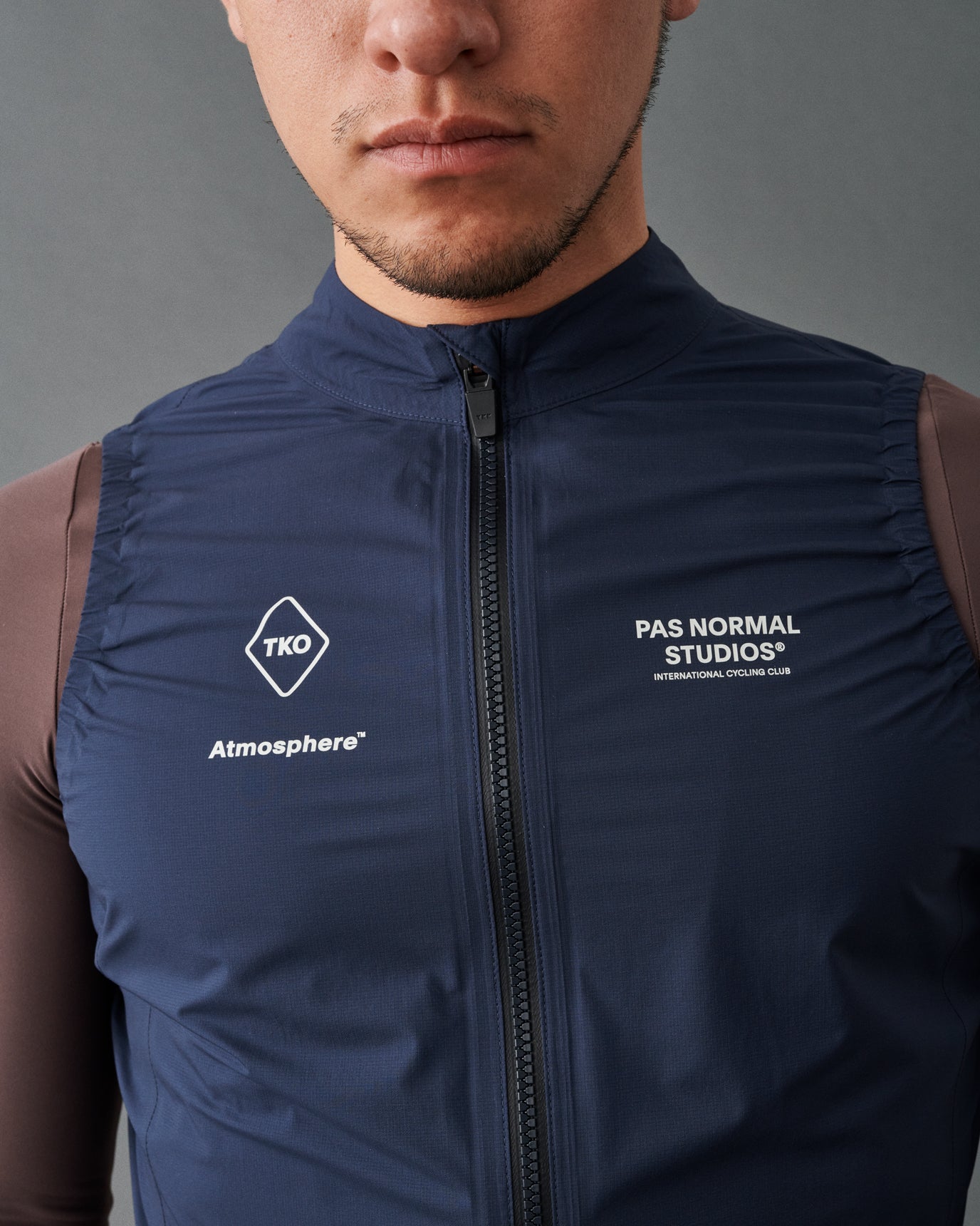 T.K.O. Rain Gilet - Navy – Velo Velo Singapore